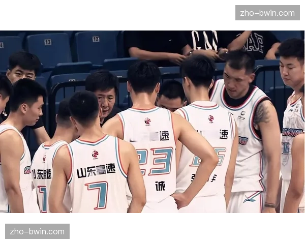 福建男篮爆冷逆袭广东 皮特森超远三分产量打破赛季个人纪录